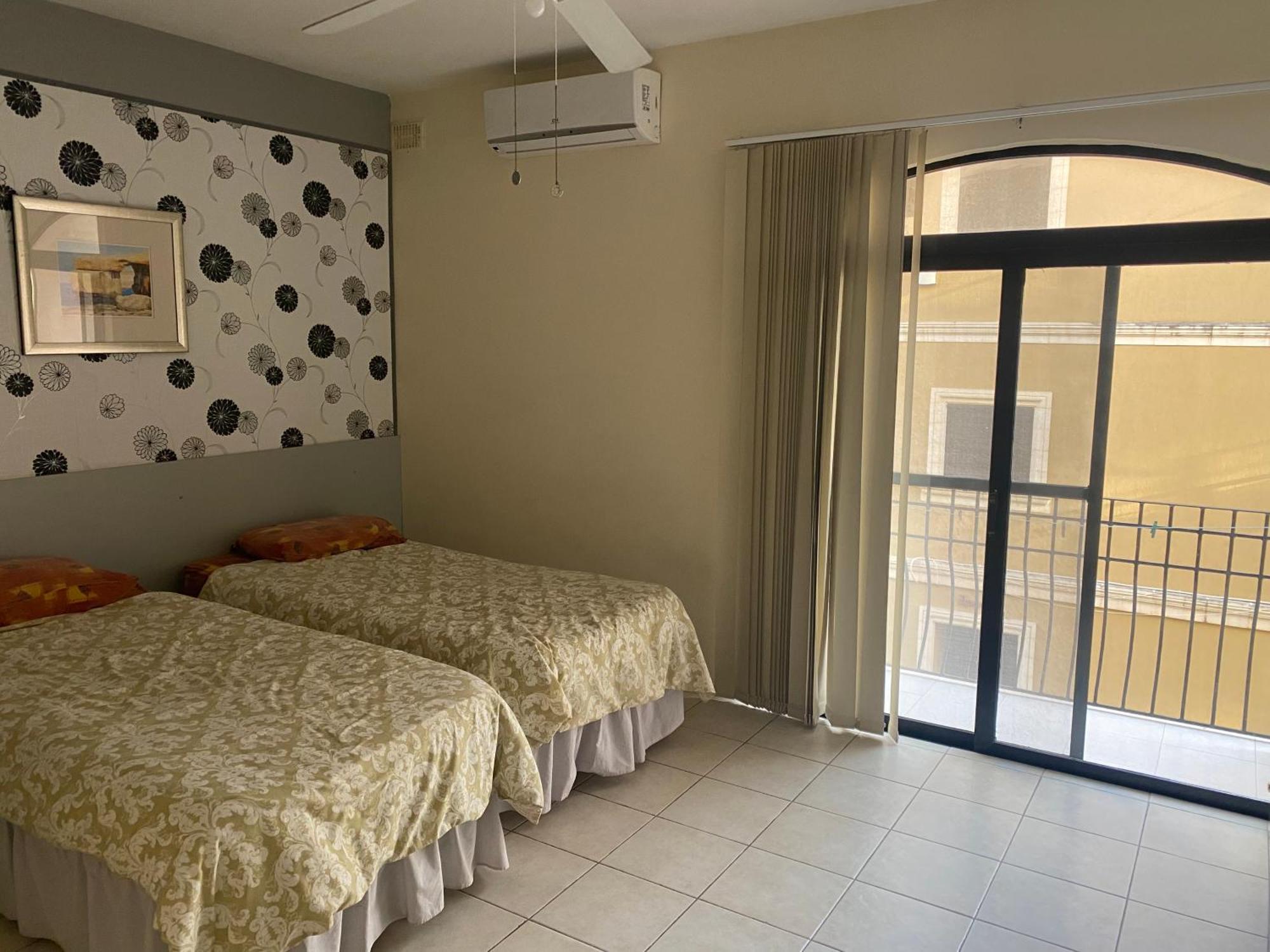 Seafront Akwador Otel Marsaskala Dış mekan fotoğraf